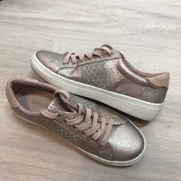 Sketchers Shoes